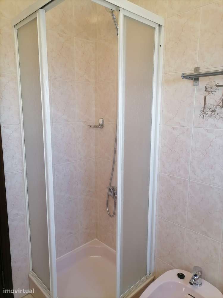 T3 Centro de Queijas, Oeiras. Com Parqueamento e Arrecadação.-49