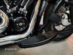 Harley-Davidson Custom - 23