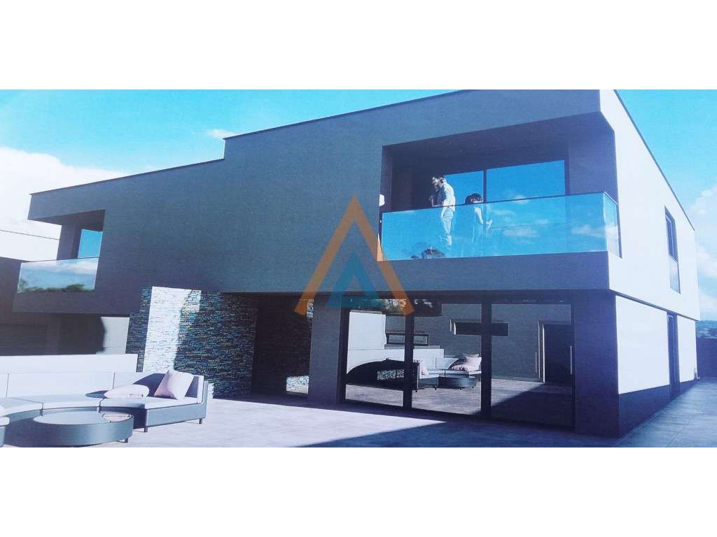 'OPORTUNIDADE ÚNICA: Adquira a Sua Nova Moradia T3 em Paços de Bran... - Grande imagem: 4/14