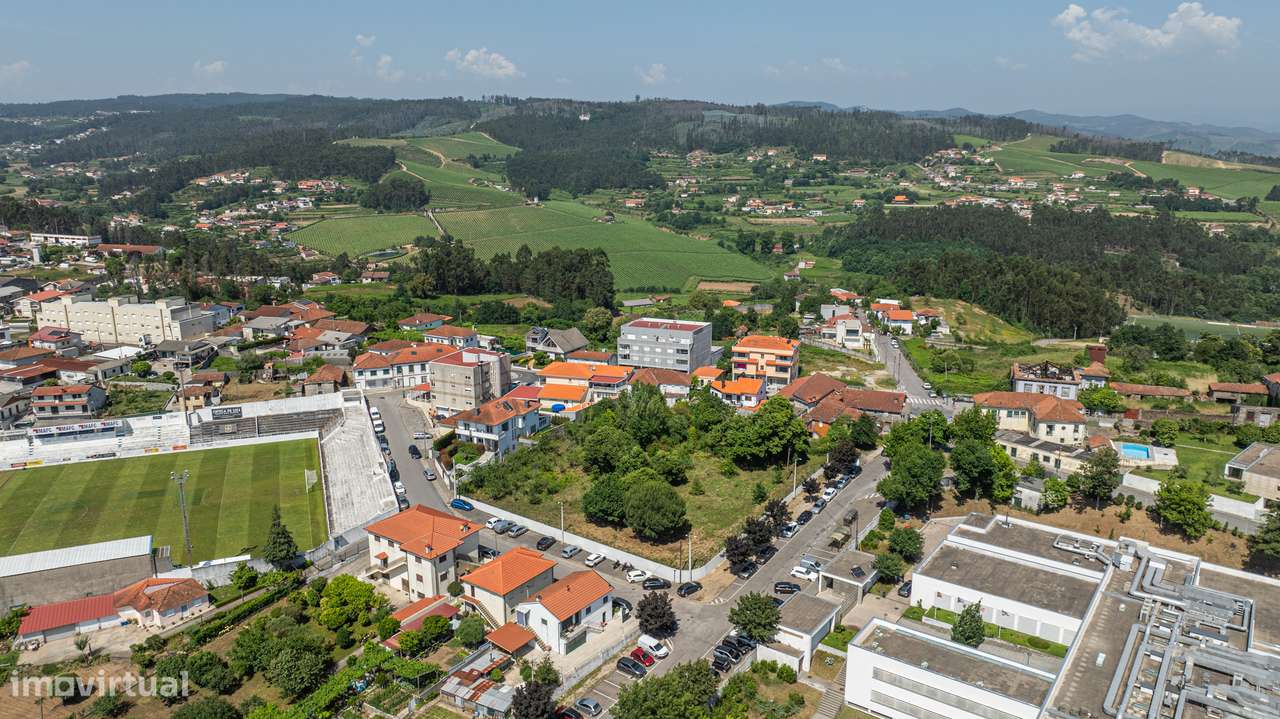 Apartamento T3 Centro da Lixa-23