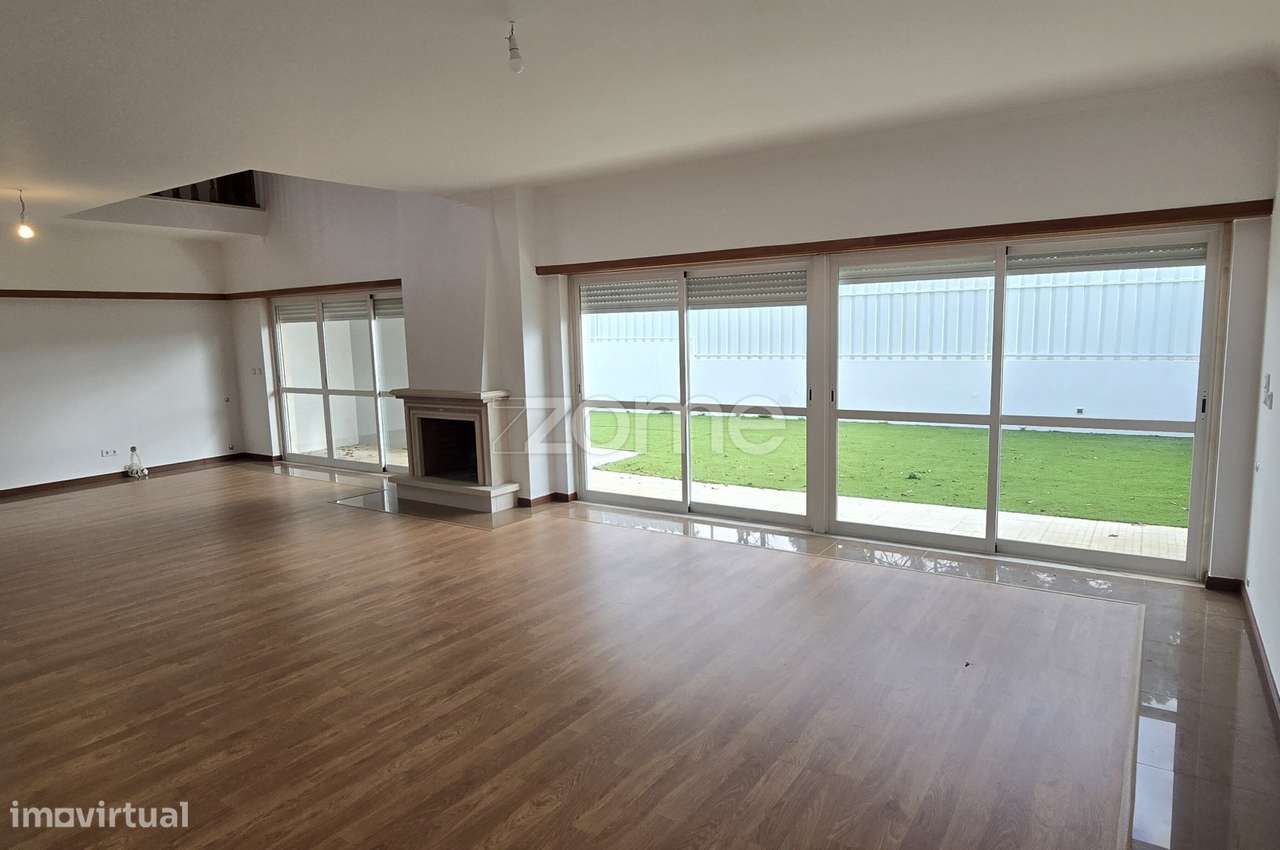 Moradia T4 Cotovia - Sesimbra - Grande imagem: 2/6