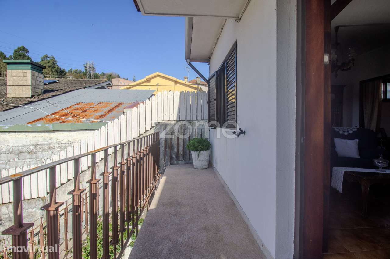 Moradia Isolada T3 com Terreno - Foz do Sousa-29