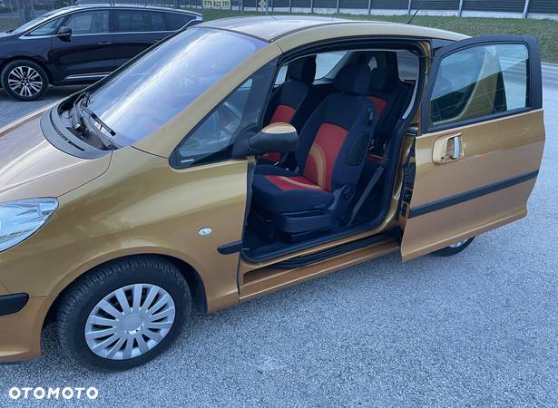 Peugeot 1007 HDi 70 Filou - 6