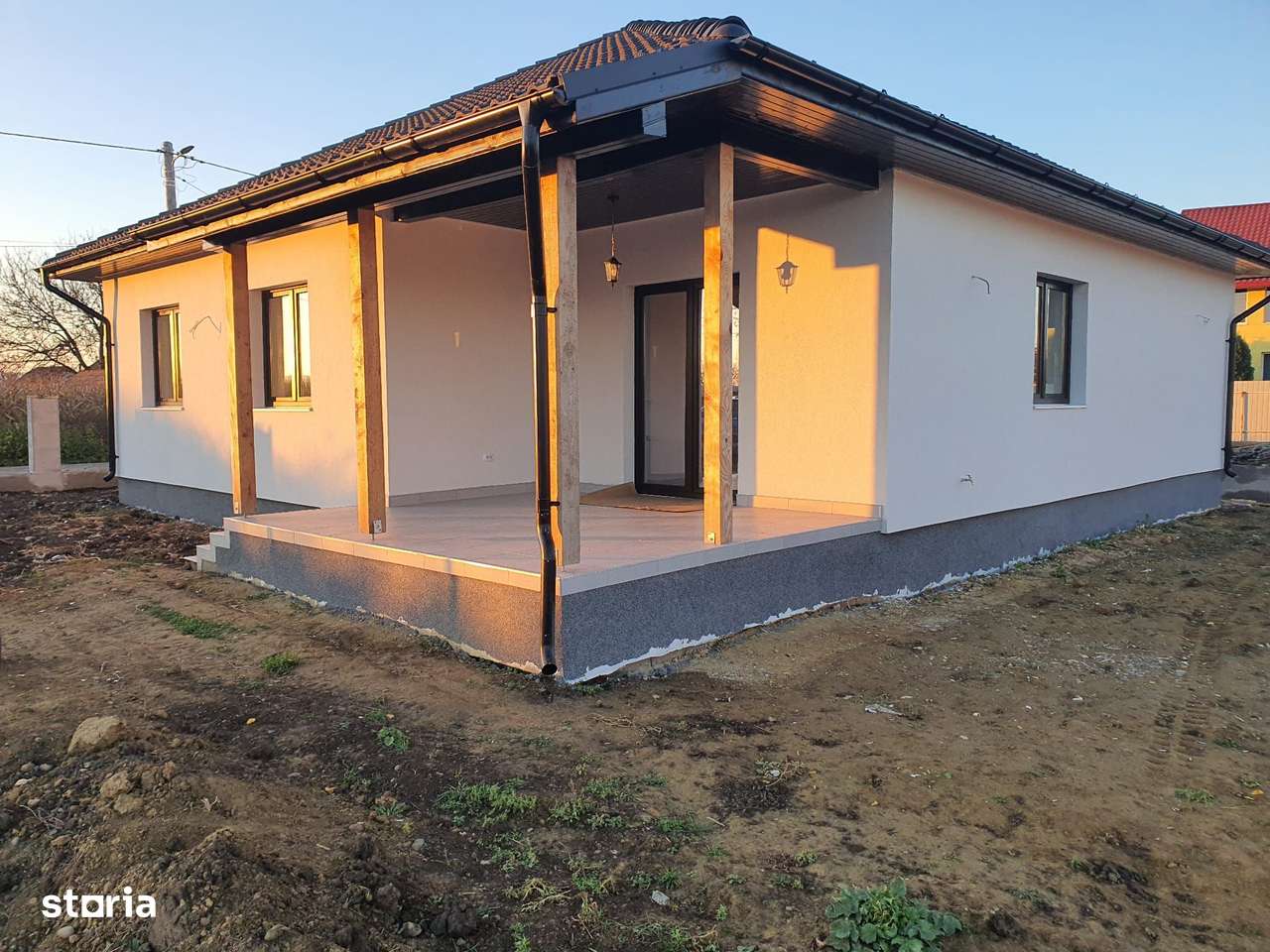 Casă la cheie pe 1 nivel 4 camere 2 băi,145 mp,500 mp teren - Imagine principală: 5/19