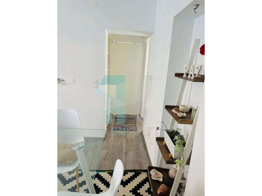 Moradia T3 + T2 em São João do Estoril - Alapraia-48