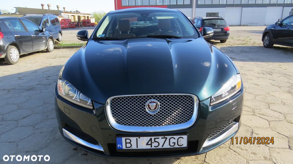 Jaguar XF