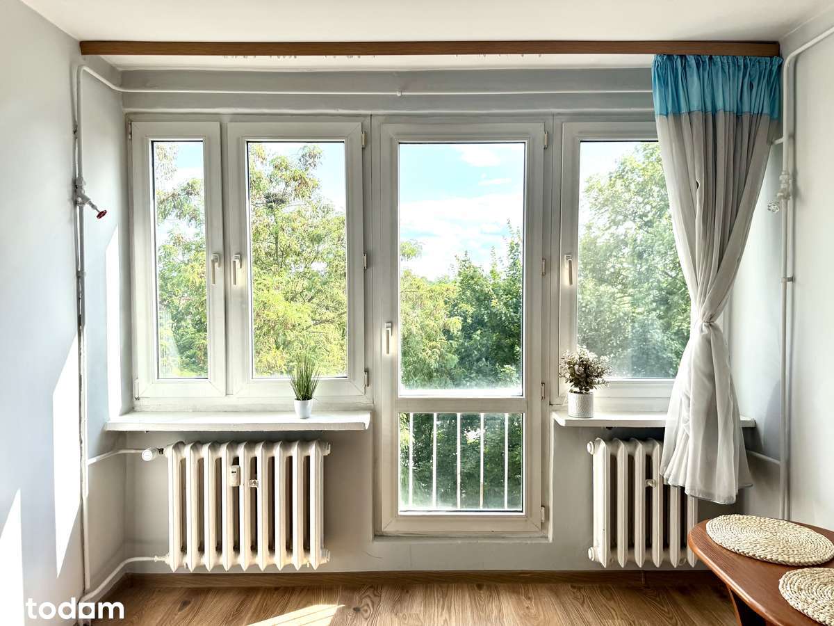 2 - pokojowe mieszkanie przy ul. Mikołaja Reja w Oleśnicy!-2