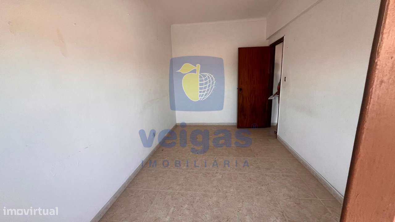 APARTAMENTO T2 BOM SUCESSO-1