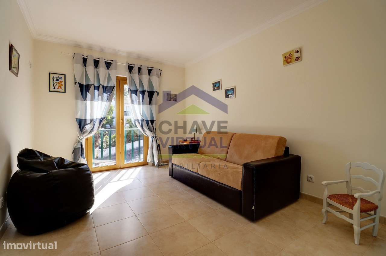 Apartamento T3 com Garagem e Arrecadação - Centro Lourinhã-10