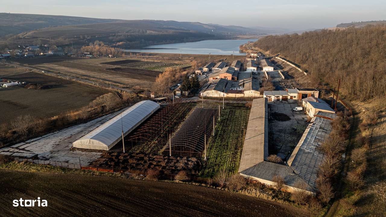 Fosta Ferma a Partidului de la Horgesti - de vanzare - Imagine principală: 1/20