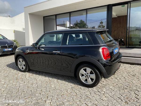 MINI One Standard - 7