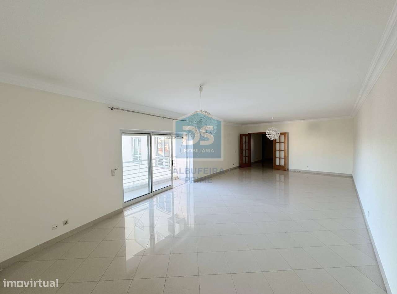 Apartamento T3 Venda em Quarteira,Loulé-2