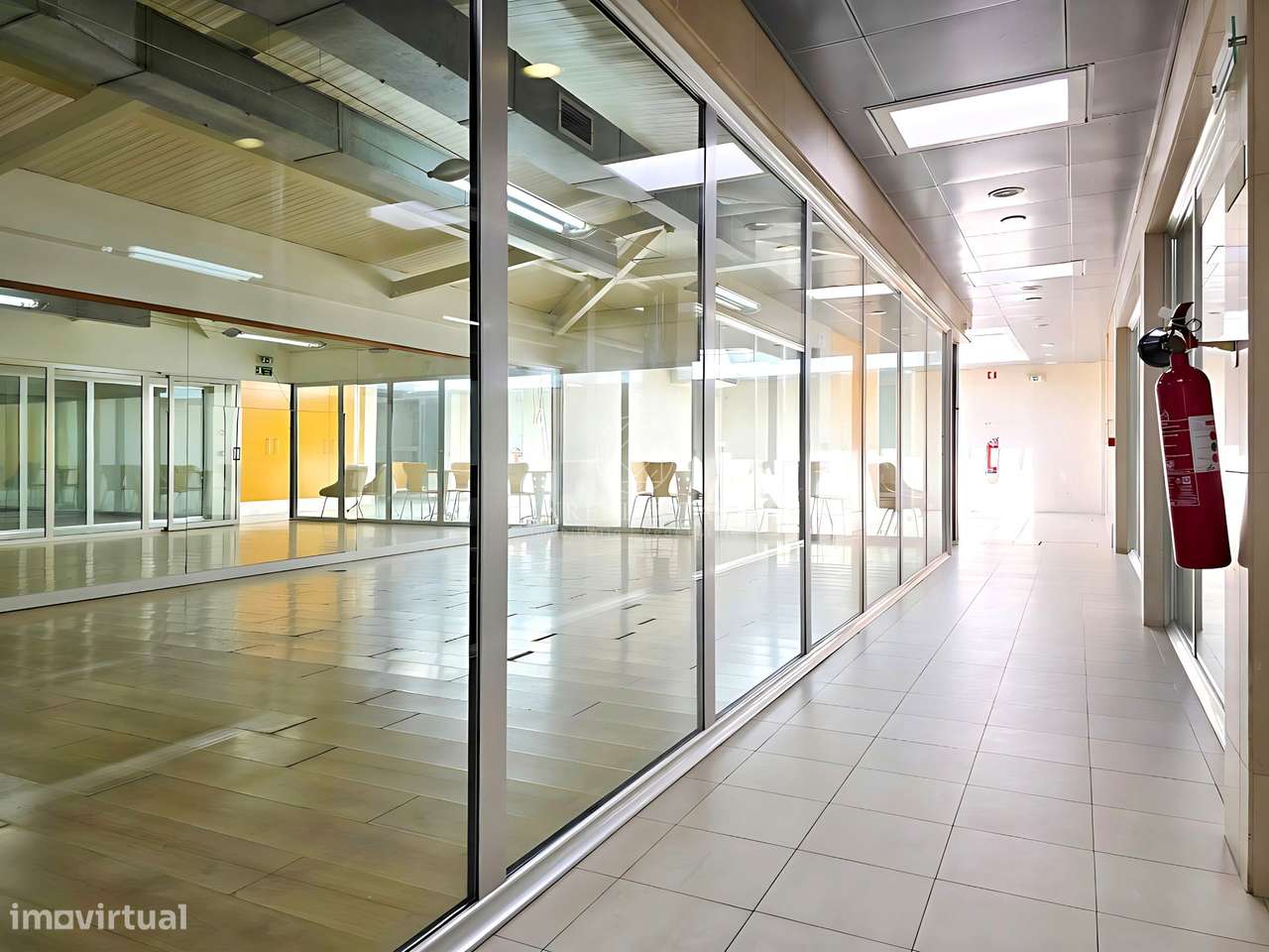 Espaço Comercial com 575 m² para Clínica, Ginásio ou Centro de Saúde n-46