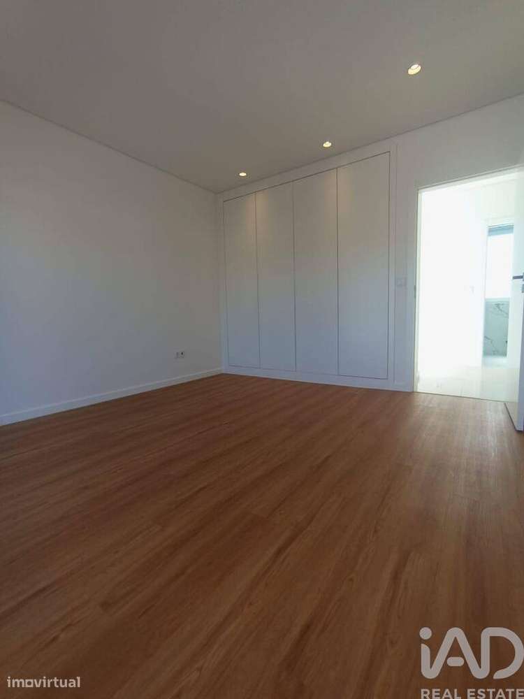 Casa / Villa T3 em Vilamar e Corticeiro de Cima de 346,00 m2 - Grande imagem: 5/17