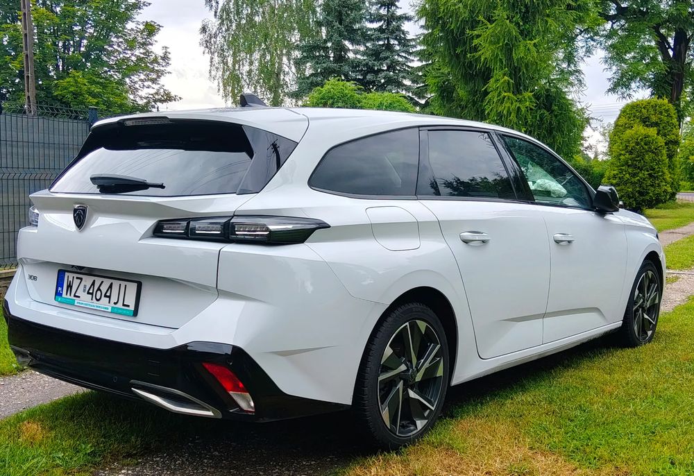 Peugeot 308 P5 1.5 BlueHDi Allure Pack S&S EAT8 2024
