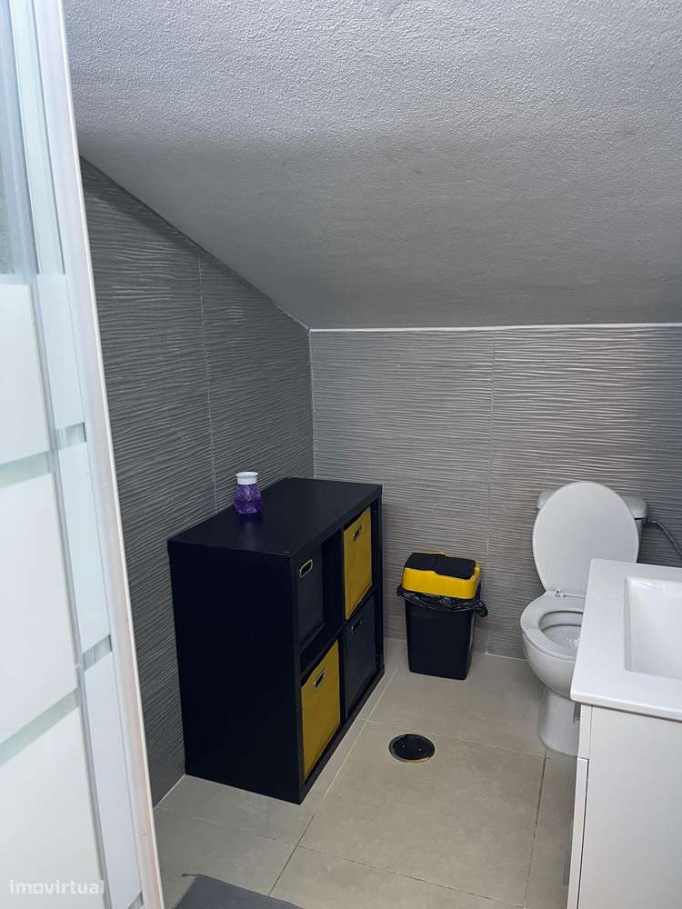 Edifício de comércio e apartamento duplex-14