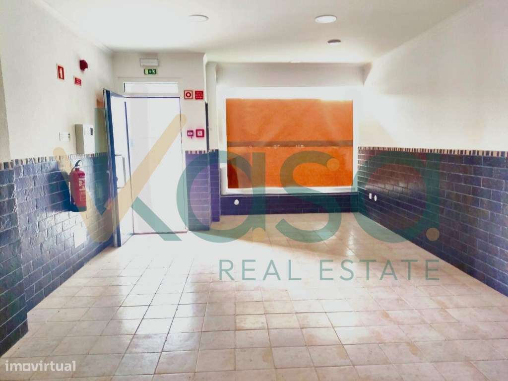 Espaço Comercial para Arrendamento no Centro do Barreiro - Grande imagem: 4/23