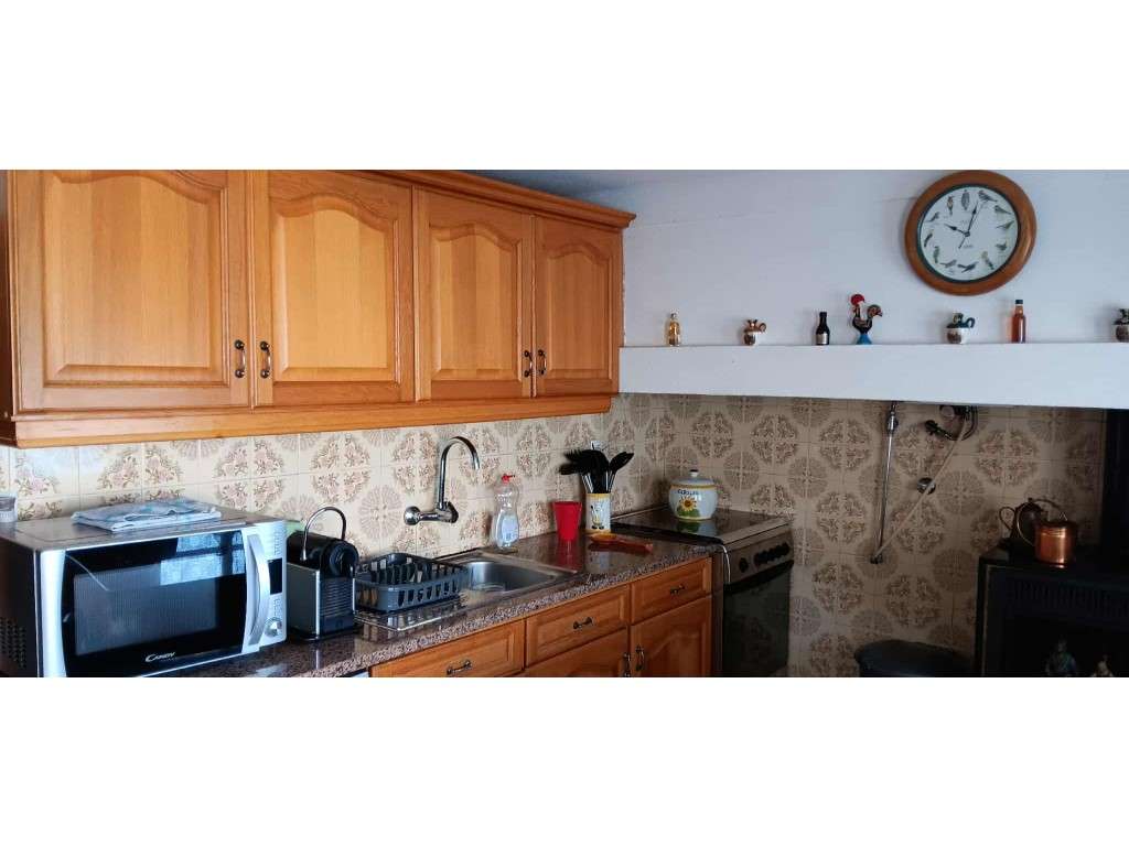 Arrendamento de Moradia T2 com Garagem, Terreno e Churrasqueira - a... - Grande imagem: 4/26