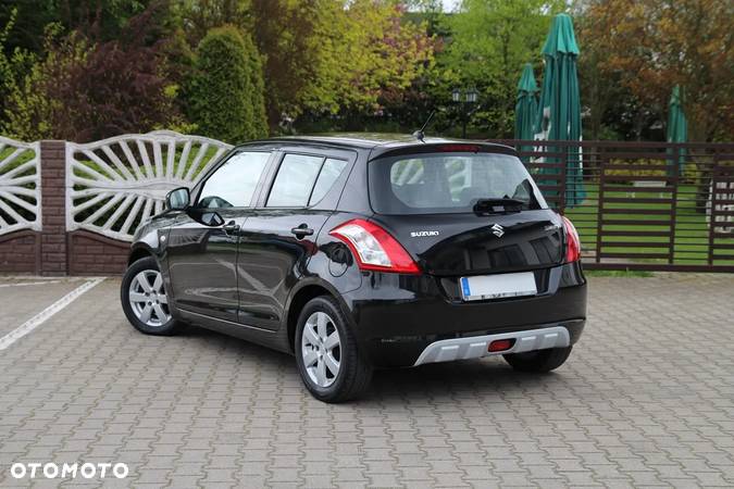 Suzuki Swift 1.2 Premium - 4