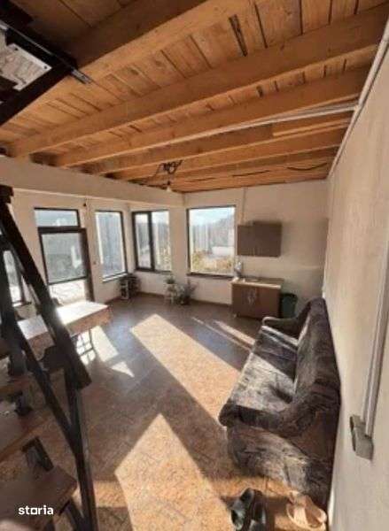 Casa Comuna Bulzestii de Sus Sat Giurgesti - Imagine principală: 4/8