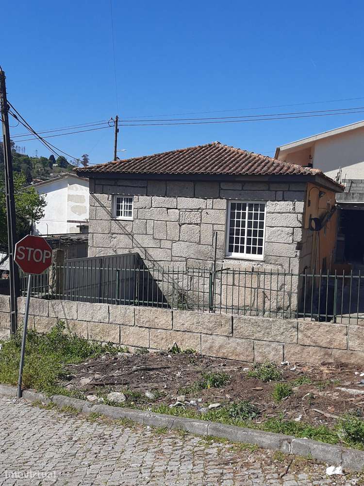 Vende Moradia Centro de Oldrões Penafiel - Porto - Grande imagem: 4/16