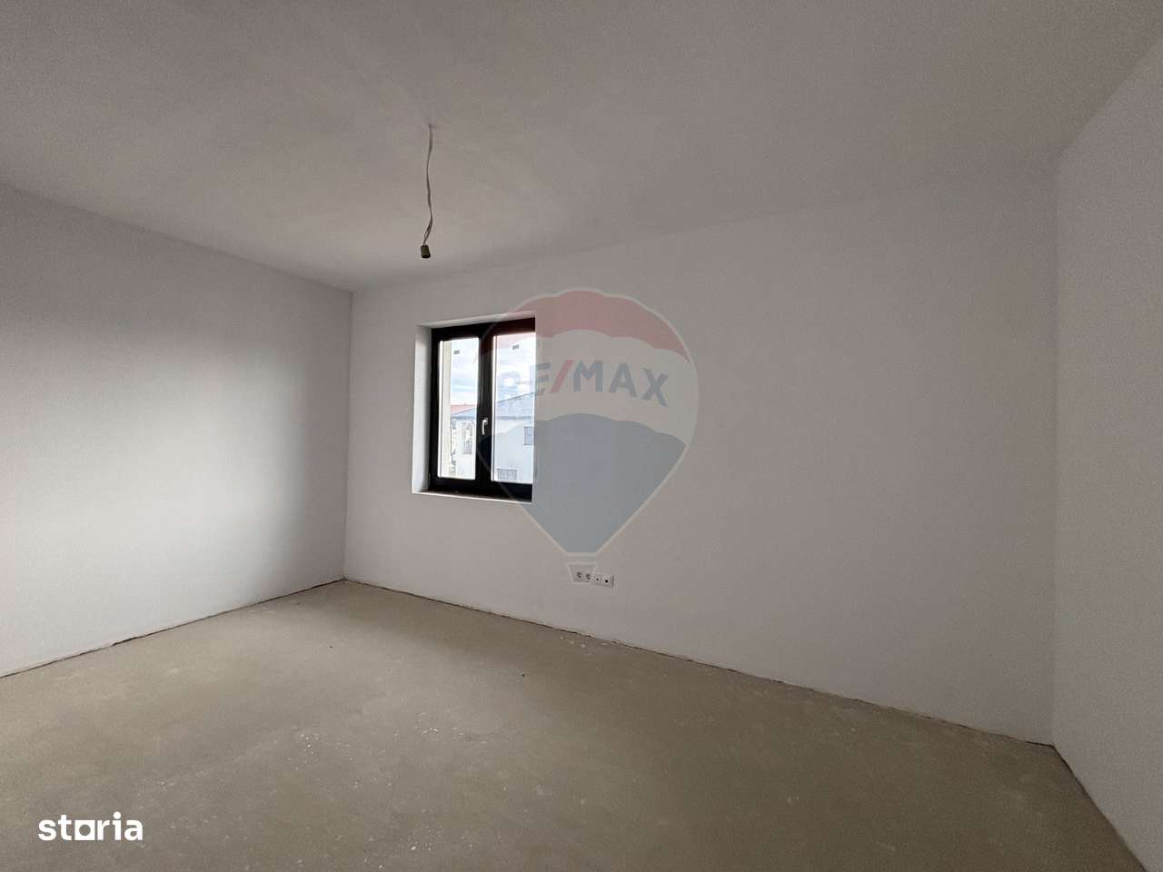 Casă / Vilă cu 4 camere de vânzare-15