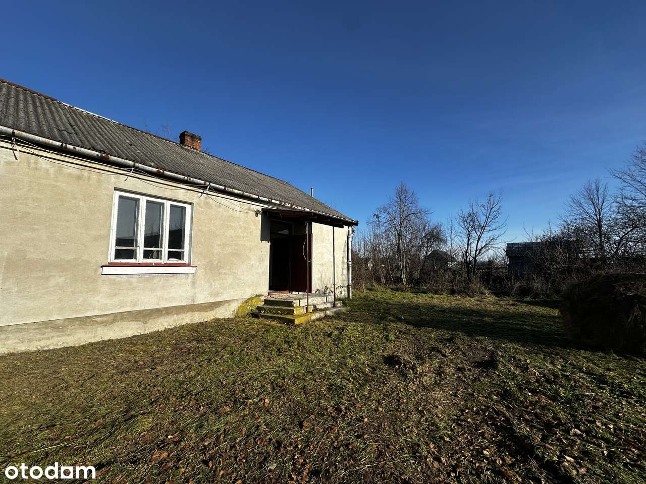 Dom z budynkami gospodarczymi, 40 min od Lublina!-2