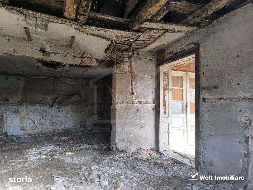 Oportunitate investitie, casa demolabila cu 20.032 mp teren, periferia - Imagine principală: 2/5