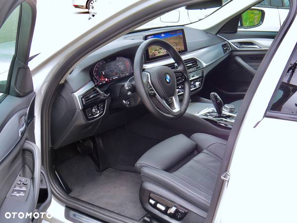 BMW Seria 5 520d mHEV Luxury Line sport - 17