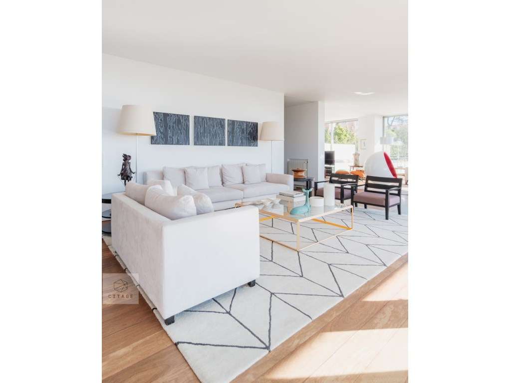 Moradia com vista mar no centro do Estoril-6