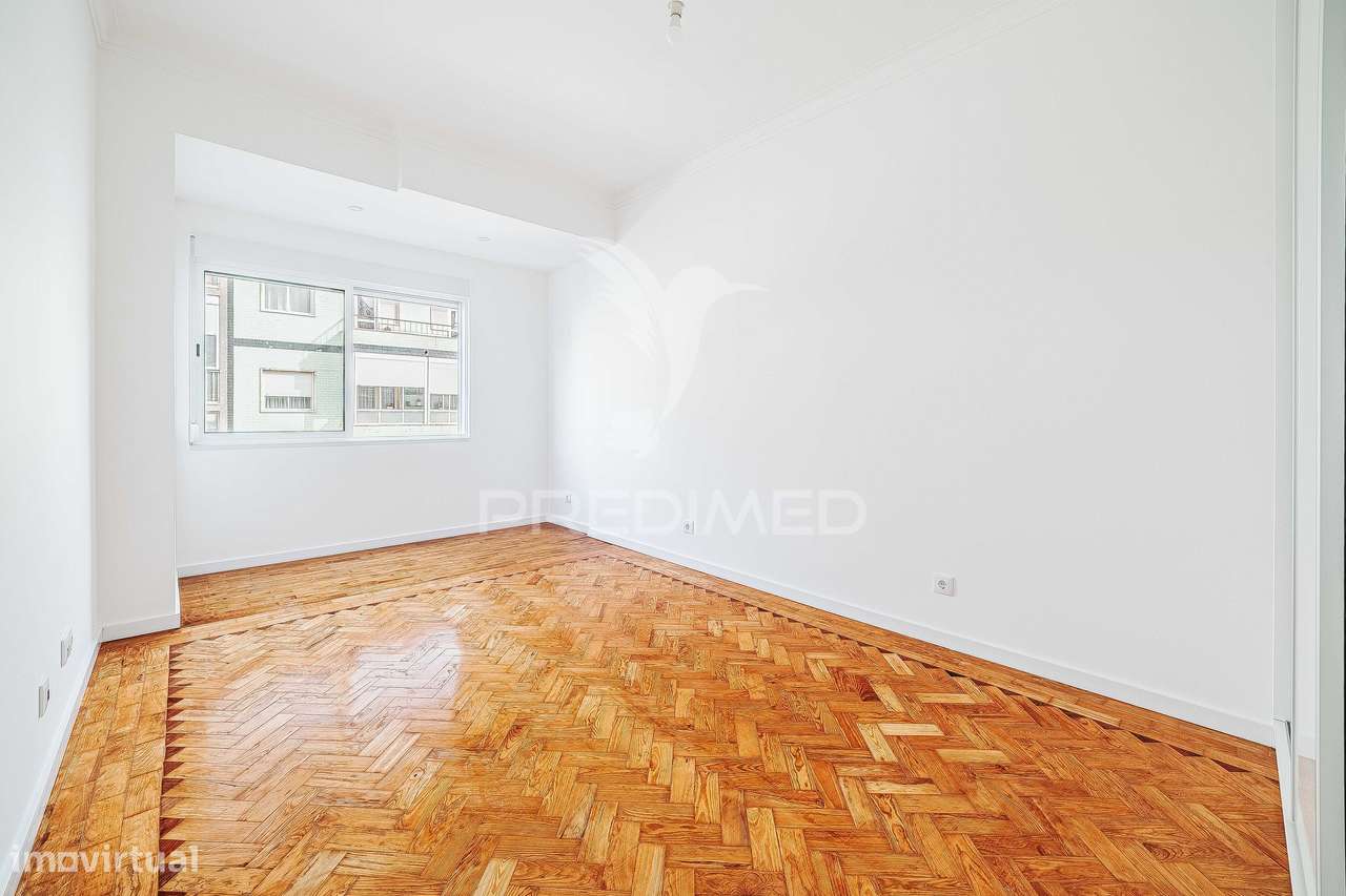 Apartamento T2 | Renovado | Queluz | Arrendamento - Grande imagem: 5/37