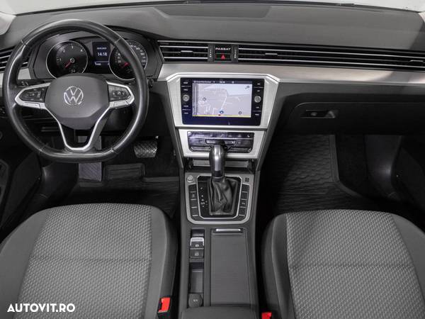 Volkswagen Passat Variant 2.0 TDI DSG Trendline - 14