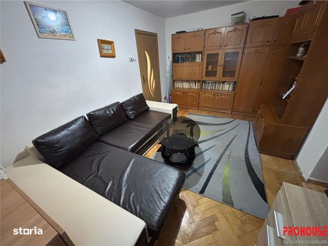 Zona Miron Costin - apartament 3 camere - etajul 2-1