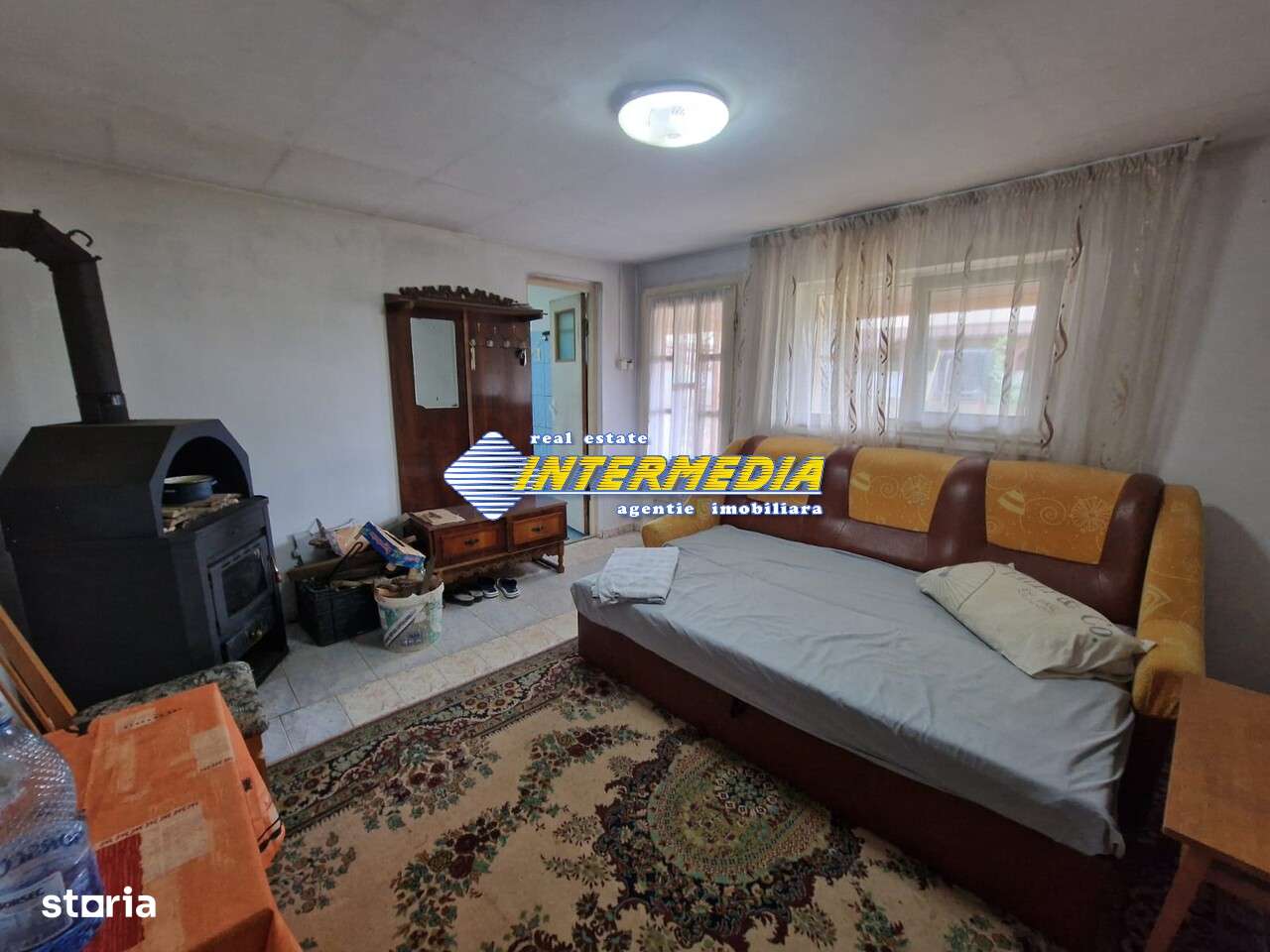 Vanzare Casa cu Magazie 99 mp. Teren 570 mp. Alba Zona Arex toate - Imagine principală: 5/10