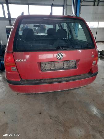 Dezmembrez VW Golf 4 - 2