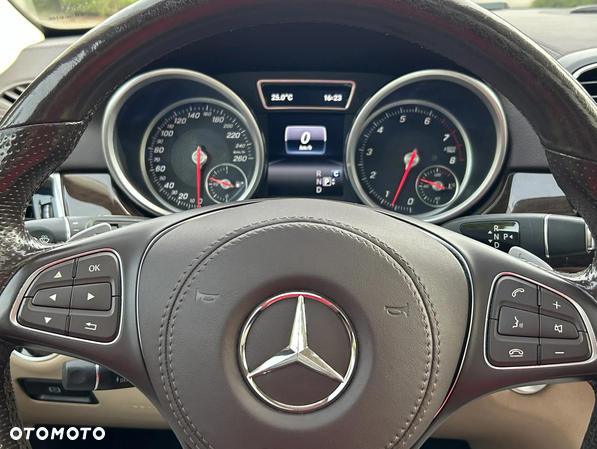 Mercedes-Benz GLS 400 4Matic 9G-TRONIC AMG Line - 18