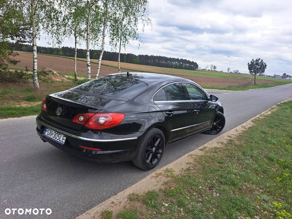 Volkswagen Passat CC 2.0 TDI DSG Individual - 5