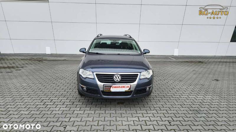 Volkswagen Passat - 18