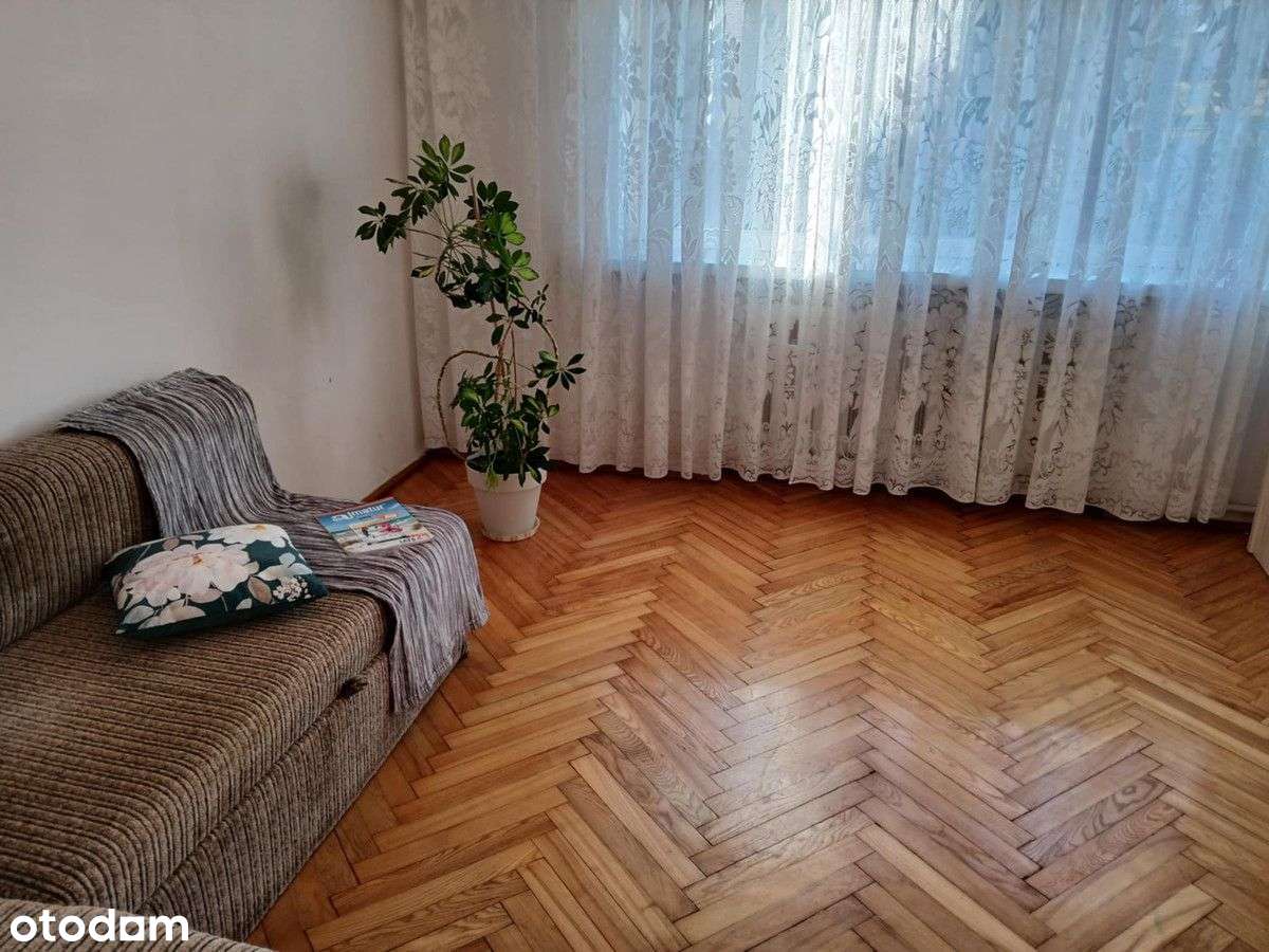 Dom 250m2, działka 944m2; ul. Poświątne-5