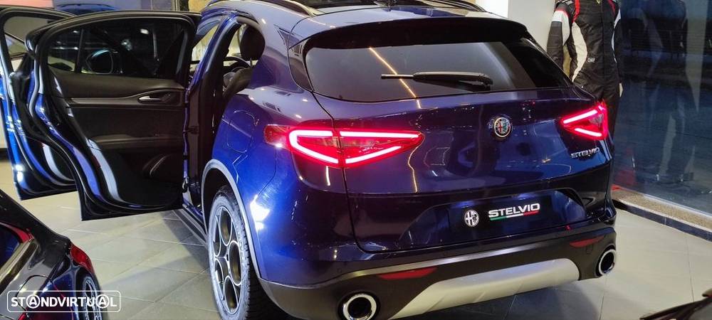 Alfa Romeo Stelvio 2.2 D Super AT8 Q4 - 3