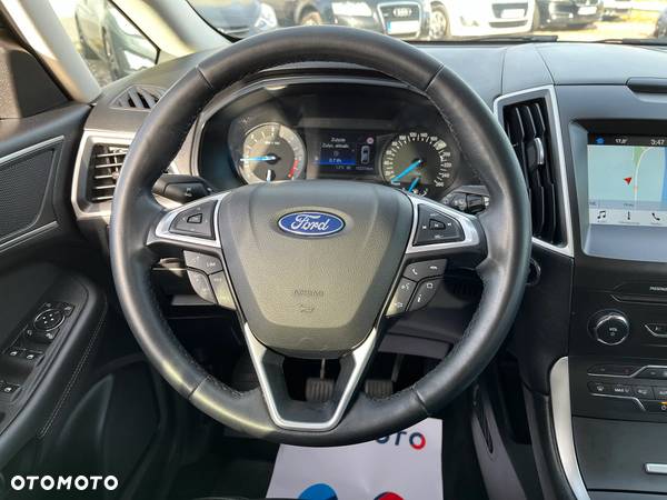 Ford S-Max - 21