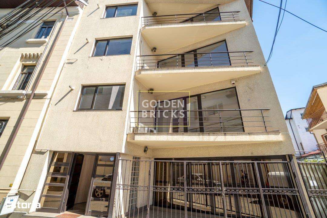 Piata Victoriei | Imobil individual | 12 incaperi  |Metrou 5 minute - Imagine principală: 1/20