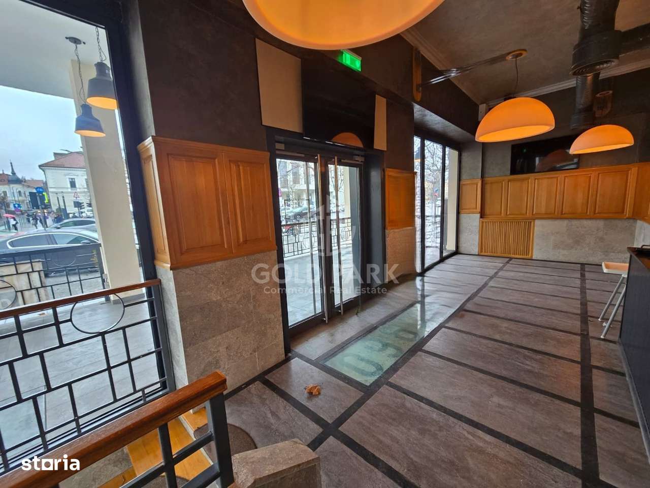 Spatiu Comercial - Ultracentral - Terasa in CF - Preluare Chiriasi !-1