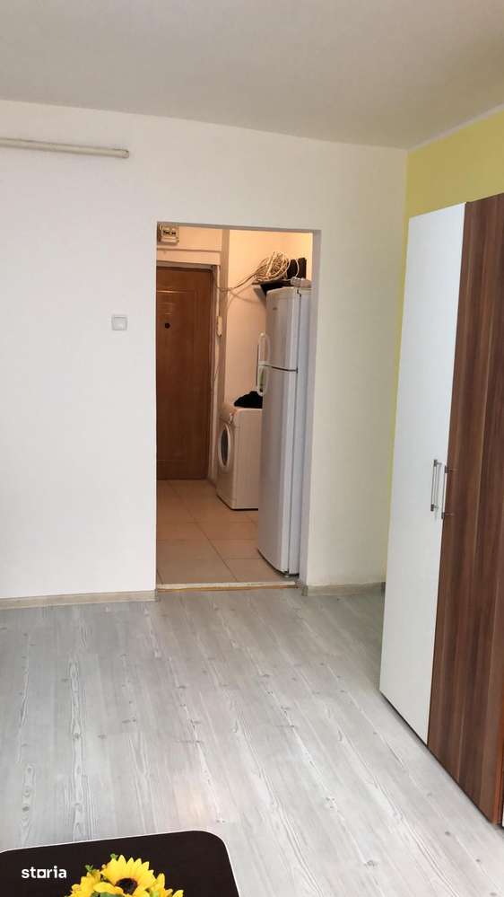 Vanzare o camera de 25mp cu centrala termica și mobilier inclus-6