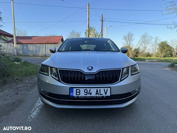 Skoda Octavia - 8