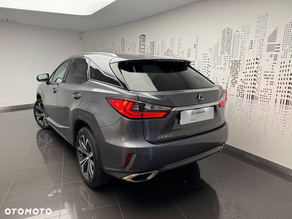 Lexus RX - 10