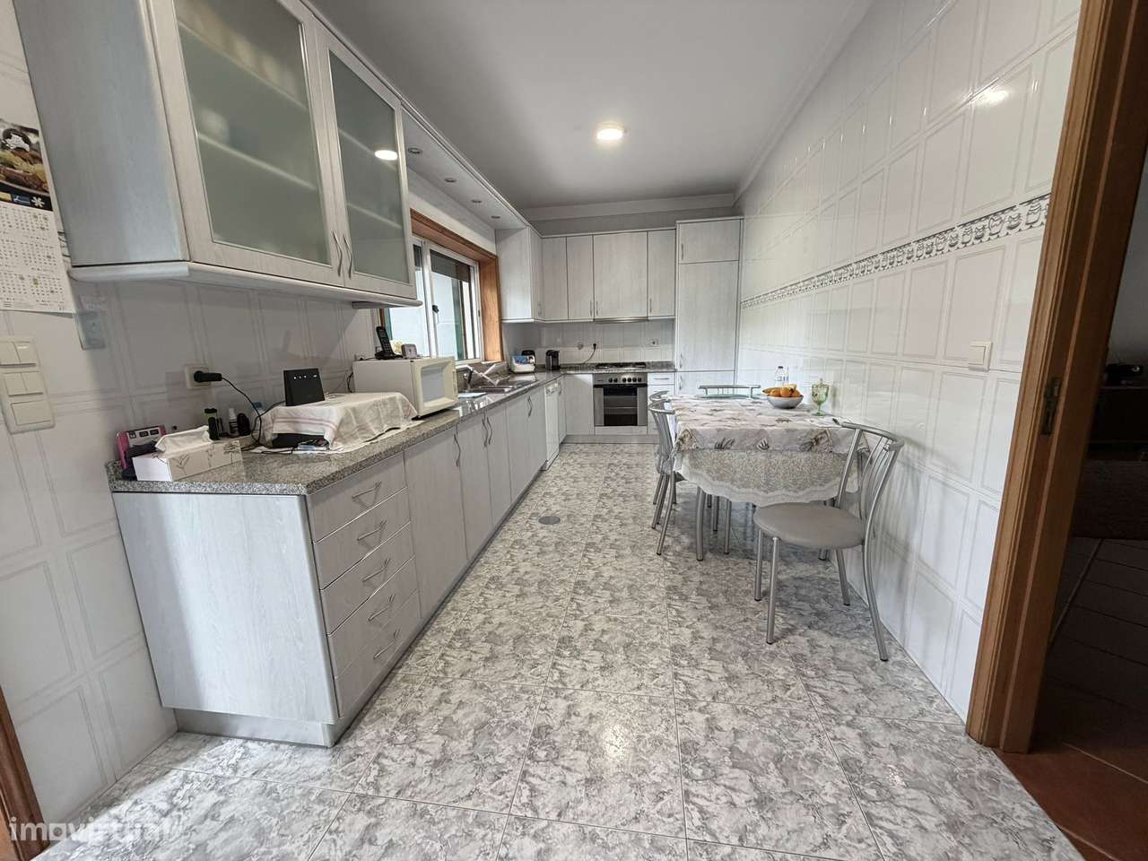 Moradia T4 | Box 2 Carros | Jardim | Metro | Rio Tinto | Exclusivo-10