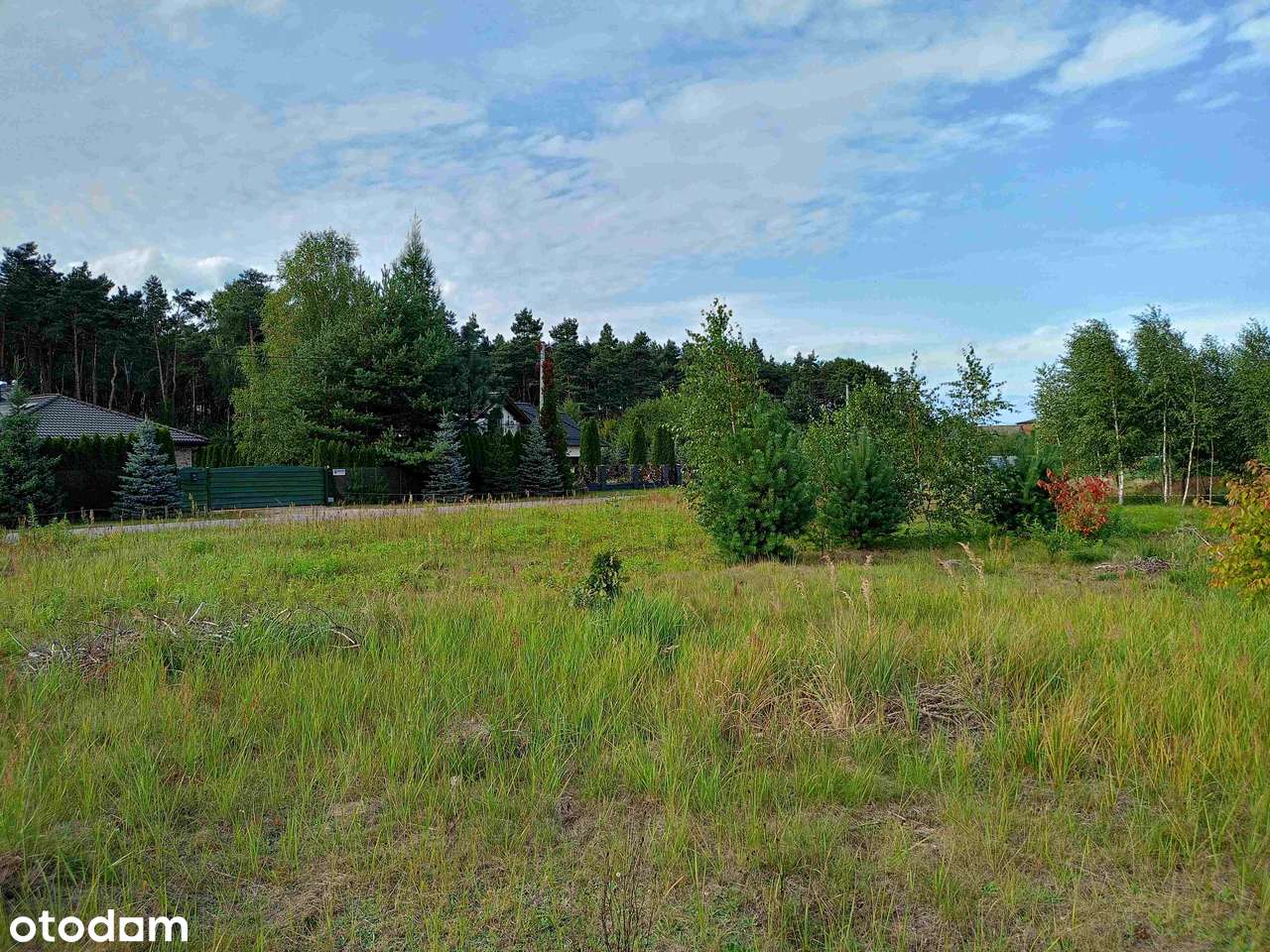 Działka budowlana w spokojnej okolicy-0