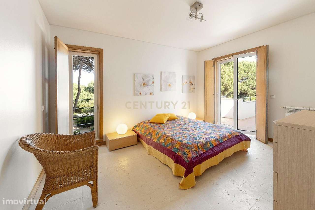 Vila T6 com piscina com área de terreno de 2895 m² na Praia d'el Rey-21