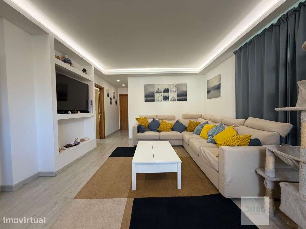moradia t5 -bairro da milharada- Loures-14
